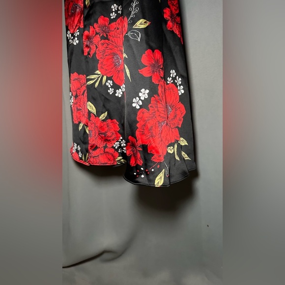 Lulus Romantic Black Floral Print Satin Cowl Neck Wedding Guest Maxi Dress M - Picture 6 of 16